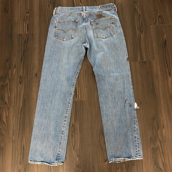 Men’s Distressed Painted Riders Denim Jeans Size: 34x32 - Picture 3 of 6